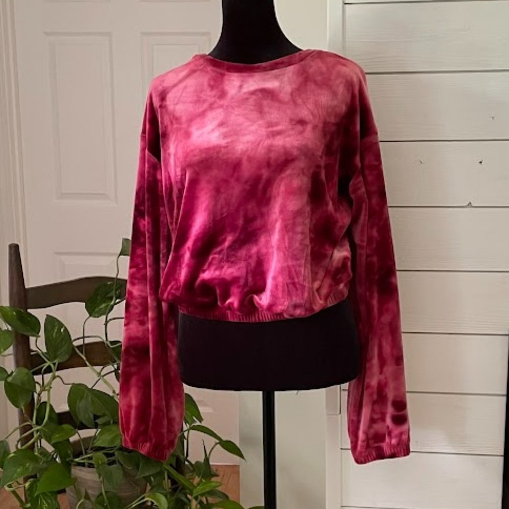 Eye Candy Red Velour Cropped Long Sleeve Top